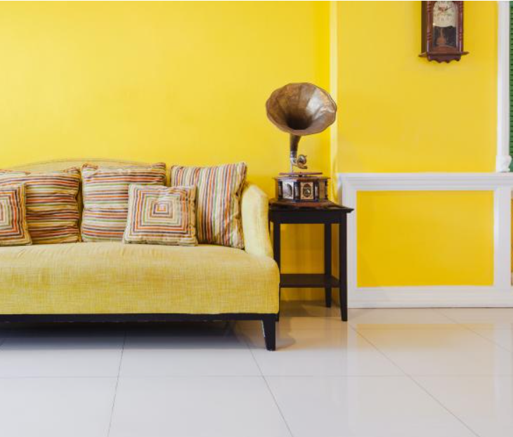 Interior room painted in yellow